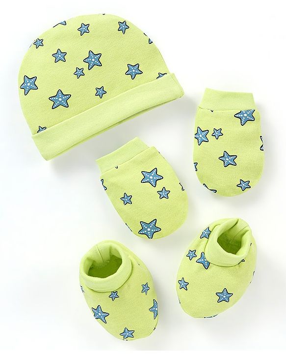 Babyhug 100% Cotton Cap Mittens & Booties Star Fish Print Green- Diameter 12.5 cm