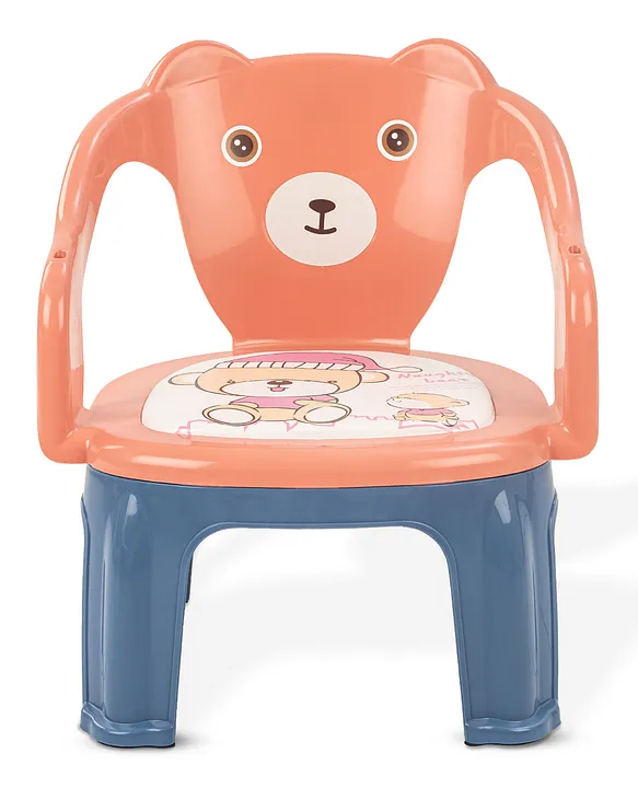 Plastic chair best sale with cushion seat