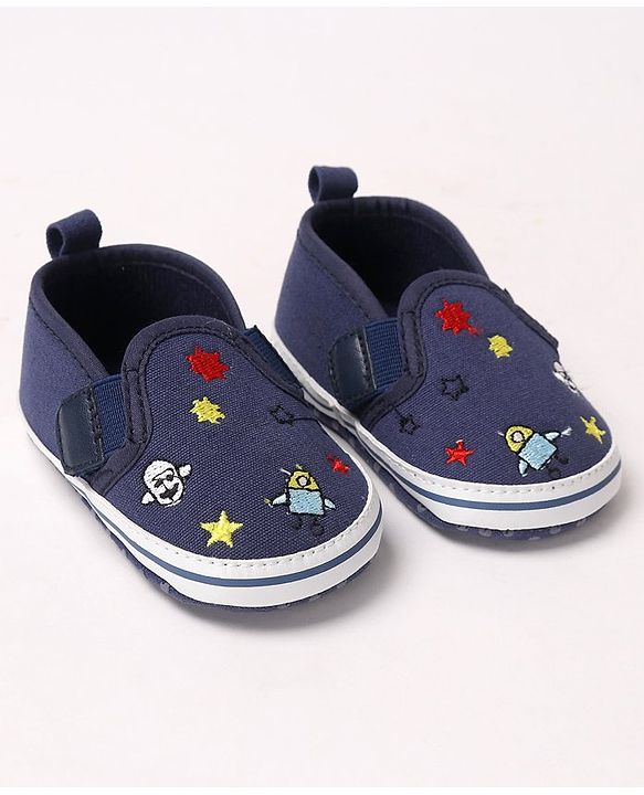 Cute Walk by Babyhug Embroidered Booties with Velcro Closure - Blue