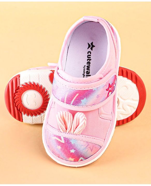 Cute Walk by Babyhug Casual Shoes With Velcro Closure Star Print - Pink