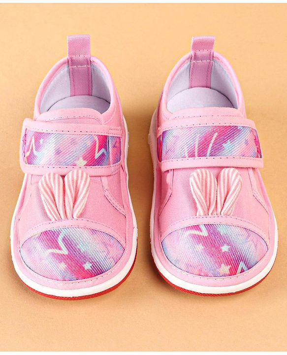 Cute Walk by Babyhug Casual Shoes With Velcro Closure Star Print - Pink
