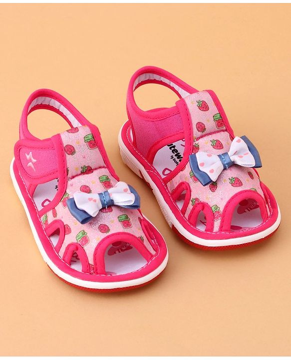 Cute Walk by Babyhug Sandals with Velcro Closure Bow Applique - Fuchsia