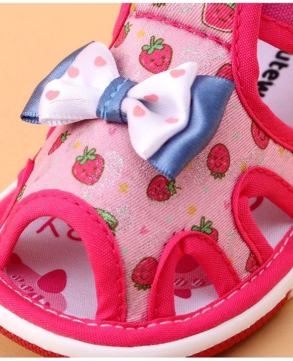 Cute Walk by Babyhug Sandals with Velcro Closure Bow Applique - Fuchsia