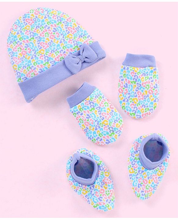 Babyhug 100% Cotton Abstract Printed Cap Mittens & Booties Purple - Diameter 10 cm