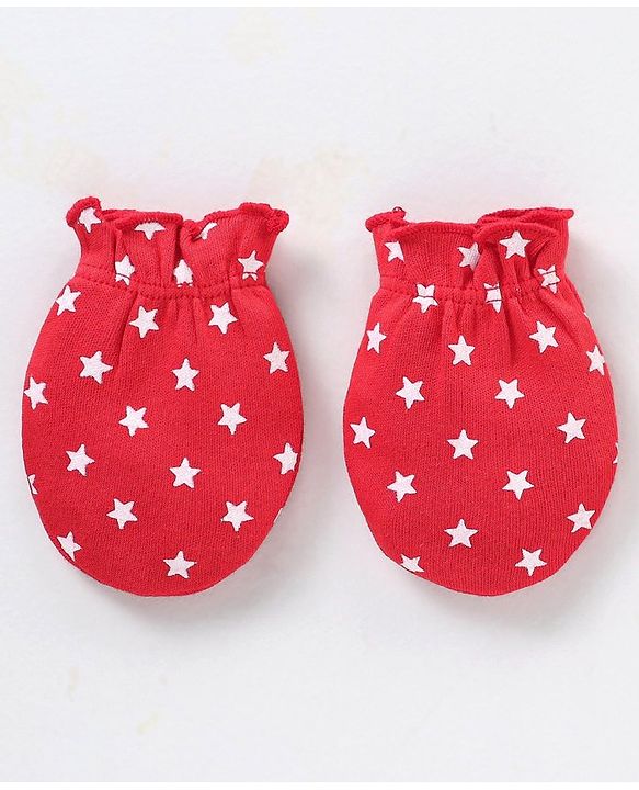 Babyhug 100% Cotton Cap Mittens & Booties Star Print Red - Cap Diameter 9.5 cm