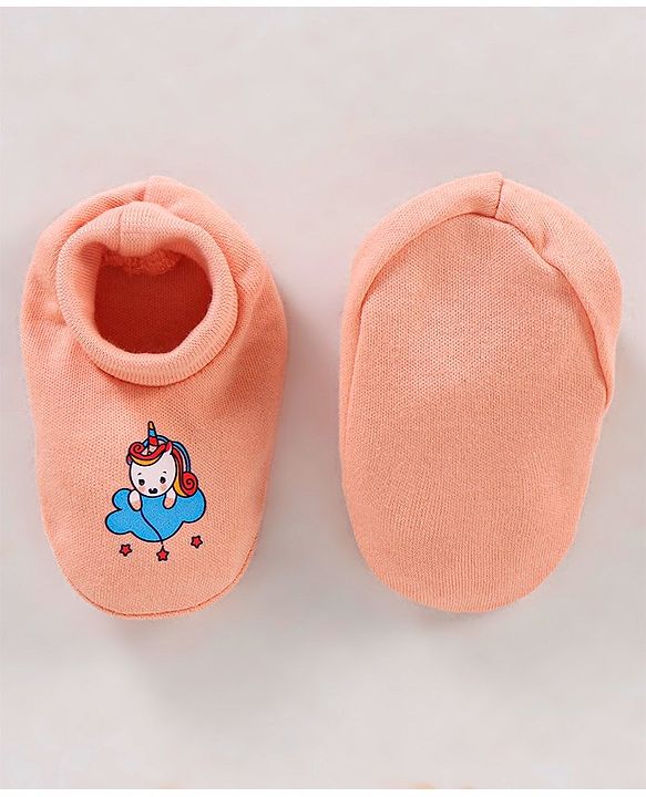 Babyhug 100% Cotton Cap Mittens & Booties Unicorn Print Peach- Diameter 11.5 cm
