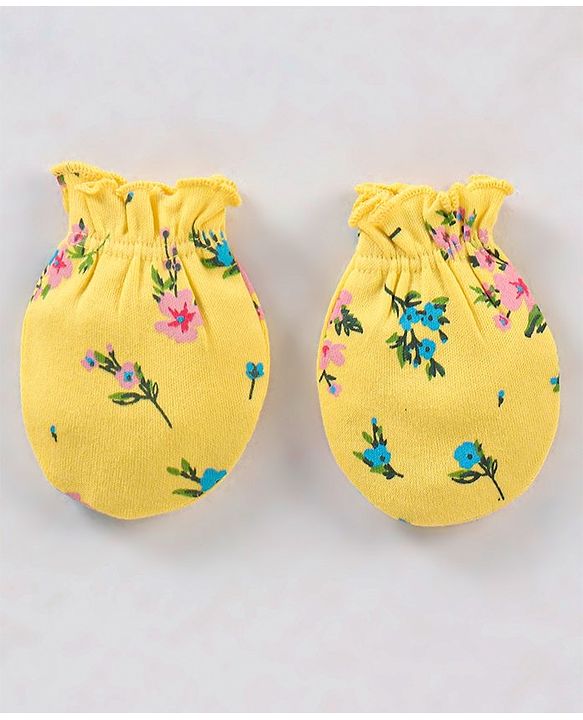 Babyhug 100% Cotton Cap Mittens And Booties Floral Print Yellow - Diameter 9 cm