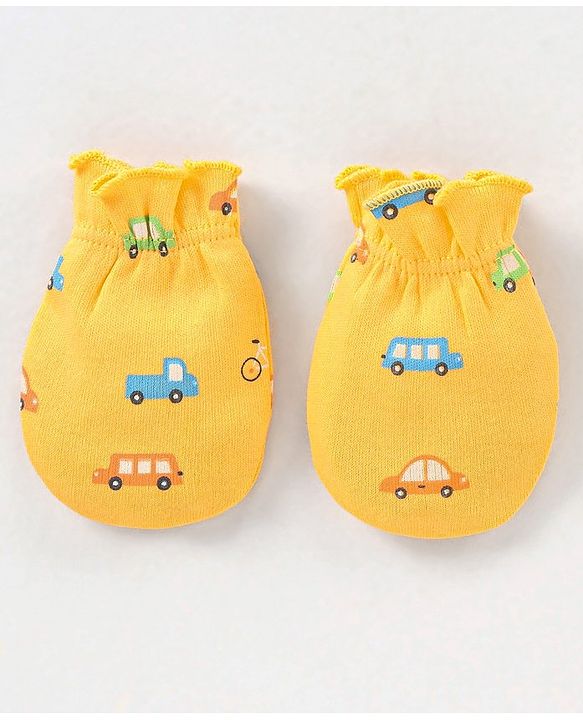 Babyhug 100% Cotton Knit Vehicles Printed Cap Mittens & Booties Set Yellow - Diameter - 9 cm