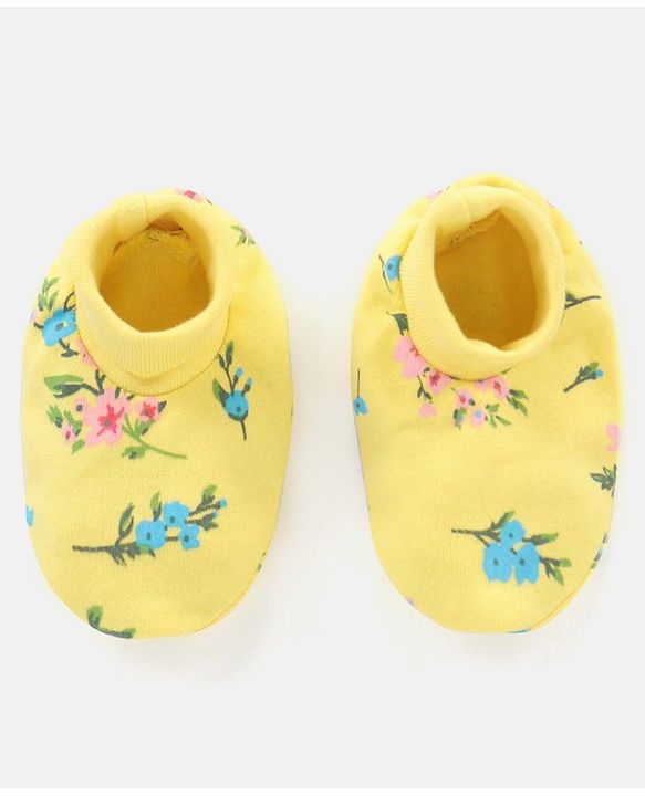 Babyhug 100% Cotton Mittens and Booties Floral Print - Yellow