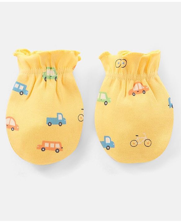 Babyhug 100% Cotton Mittens and Booties Car Print - Yellow