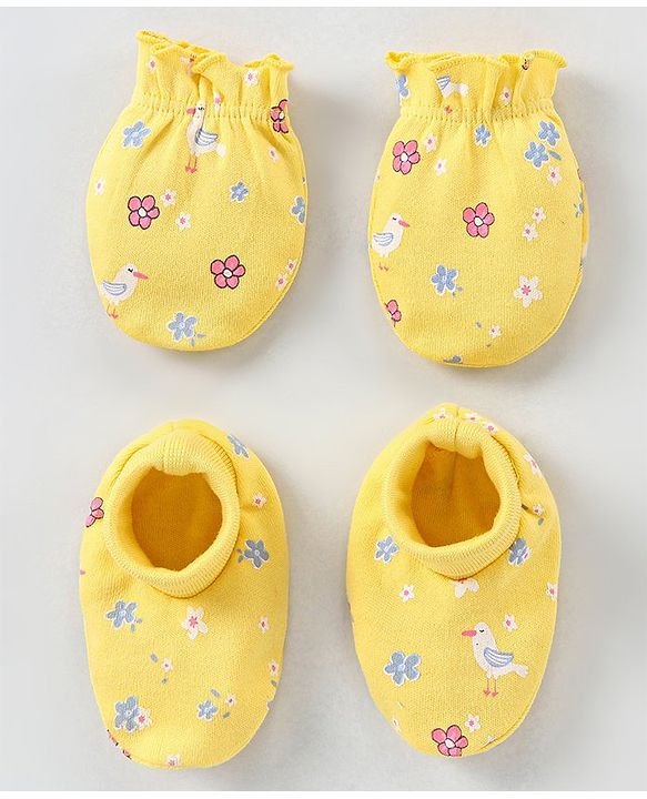Babyhug 100% Cotton Mittens & Booties Set Floral Print - Yellow