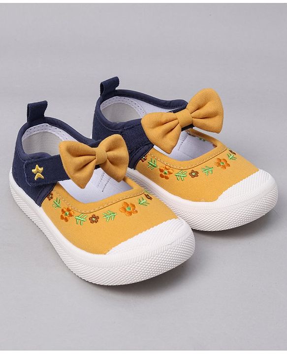 Cute Walk by Babyhug Velcro Closure Casual Shoes  with Floral Embroidery and Bow Applique - Yellow
