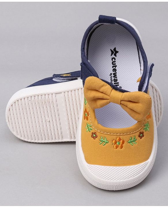 Cute Walk by Babyhug Velcro Closure Casual Shoes  with Floral Embroidery and Bow Applique - Yellow