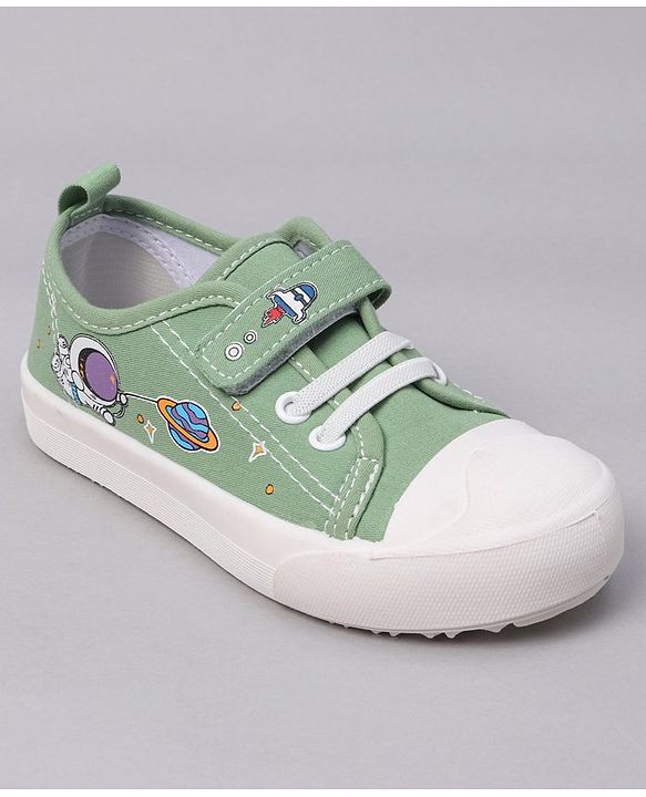 Cute Walk by Babyhug Velcro Closure Casual Shoes with Astro Graphics - Green