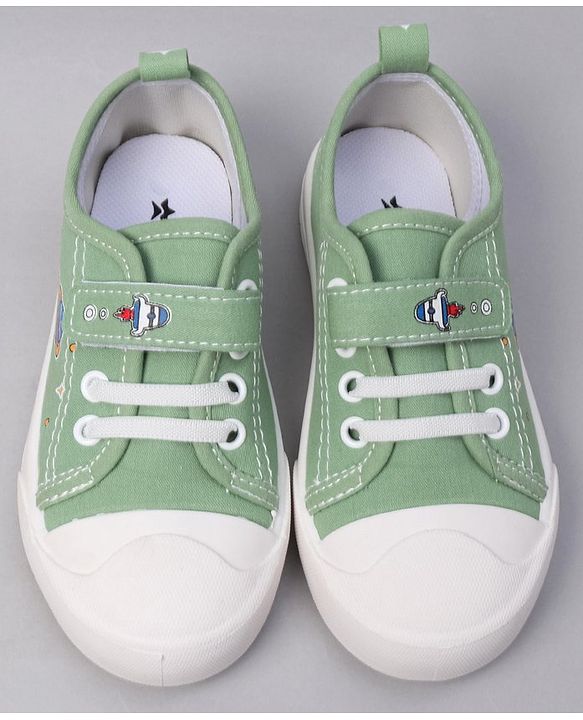 Cute Walk by Babyhug Velcro Closure Casual Shoes with Astro Graphics - Green