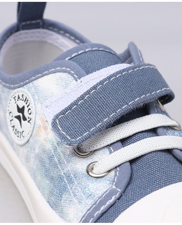 Cute Walk by Babyhug Velcro Closure Casual Shoes - Blue