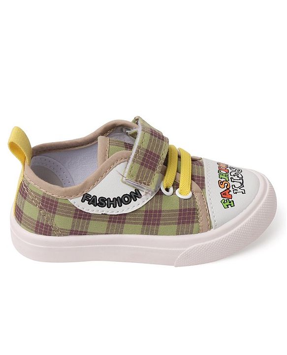 Cute Walk by Babyhug Checks Casual Shoes with Velcro Closure - Yellow