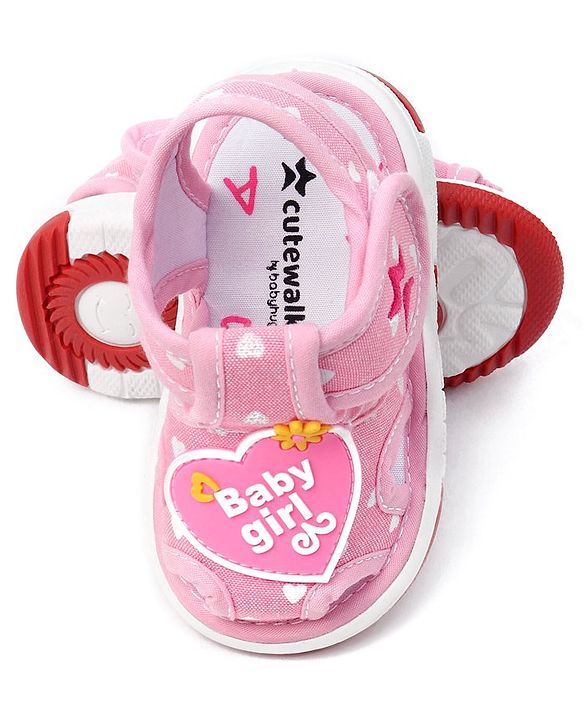 Cute Walk by Babyhug Velcro Closure Sandals Heart Patch - Pink