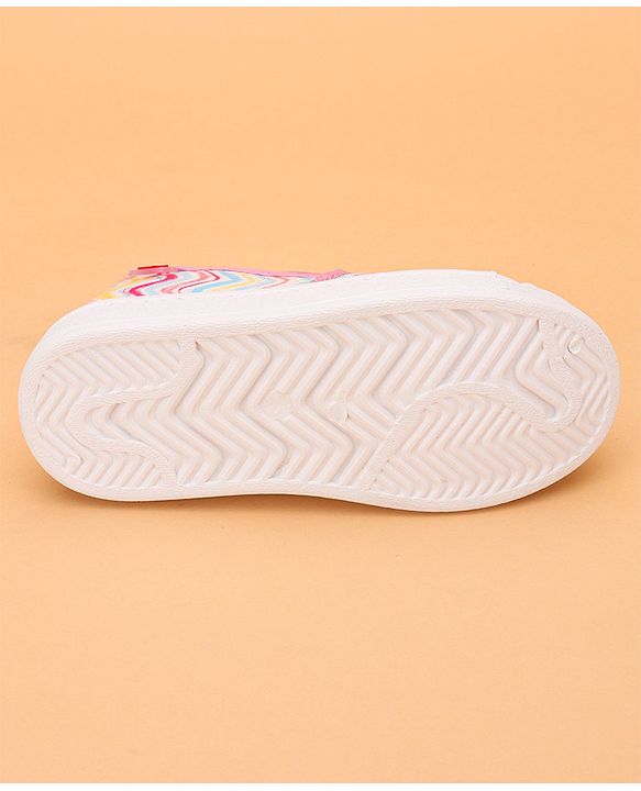 Cute Walk by Babyhug Slip On Chevron Printed Casual Shoes - Pink