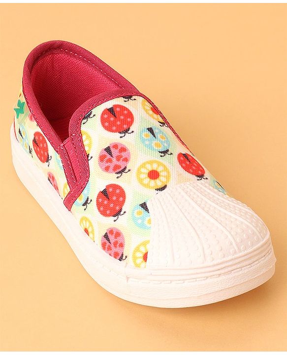 Cute Walk by Babyhug Slip On Bugs Printed Casual Shoes - Pink