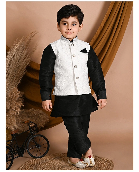 White black kurta online pajama