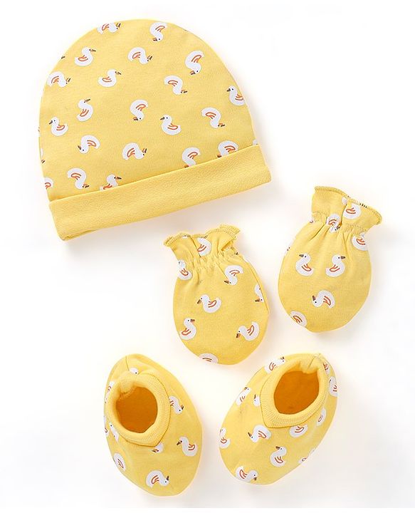 Babyhug 100% Cotton Duck Print Cap Mittens & Booties Set - Yellow