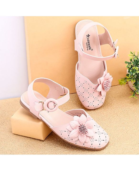 Cute Walk by Babyhug Bellies with Buckle Closure Floral Applique - Navy Blue