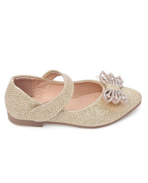 Cute Walk by Babyhug Bellies with Velcro Closure & Bow Applique - Pink