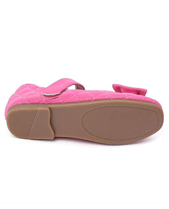 Cute Walk by Babyhug Bellies with Velcro Closure with Bow Applique - Pink