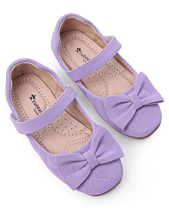 Cute Walk by Babyhug Bellies with Velcro Closure with Bow Applique - Pink
