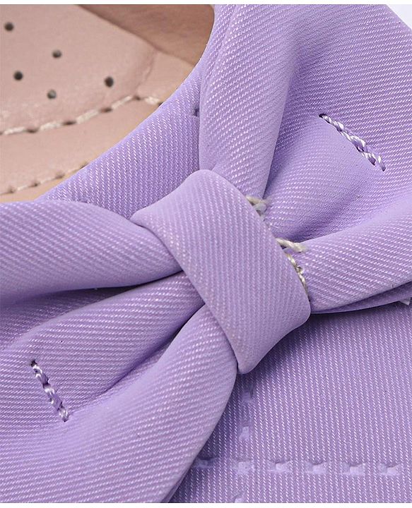 Cute Walk by Babyhug Bellies with Velcro Closure with Bow Applique - Pink