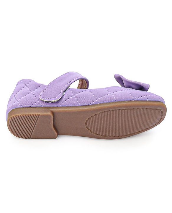 Cute Walk by Babyhug Bellies with Velcro Closure with Bow Applique - Pink