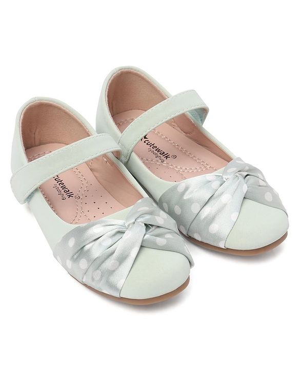 Cute Walk by Babyhug Bellies with Velcro Closure with Applique - Beige