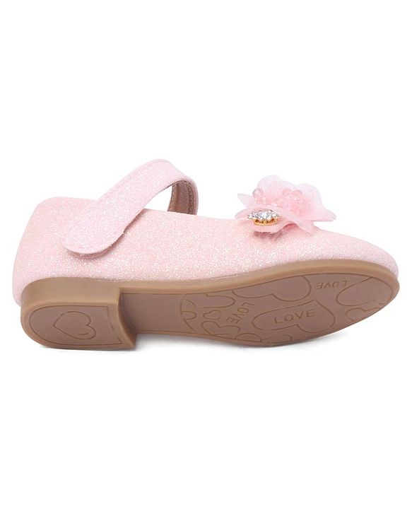 Cute Walk by Babyhug Bellies with Buckle Closure Floral Applique - Pink