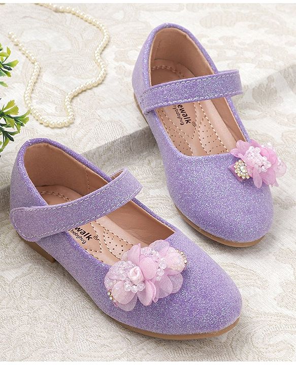 Cute Walk by Babyhug Bellies with Buckle Closure Floral Applique - Purple
