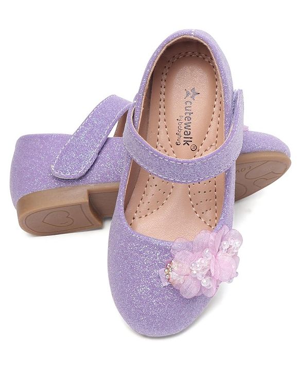 Cute Walk by Babyhug Bellies with Buckle Closure Floral Applique - Purple