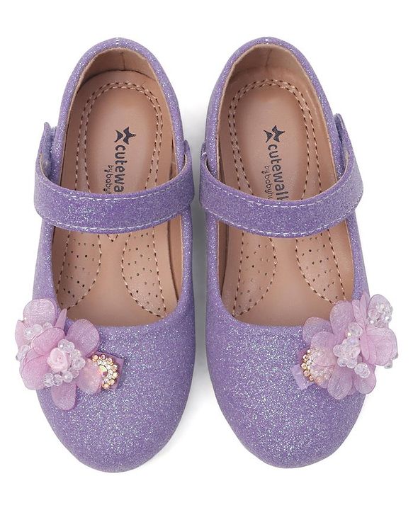 Cute Walk by Babyhug Bellies with Buckle Closure Floral Applique - Purple