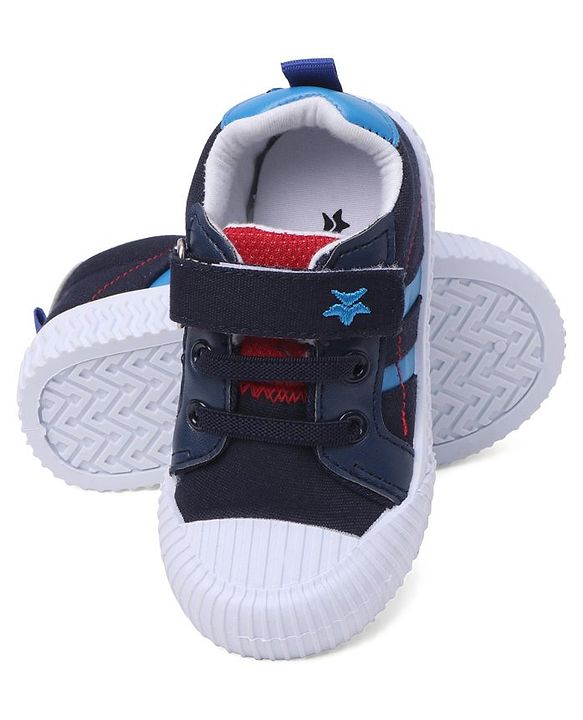 Cute Walk by Babyhug Casual Shoes with Velcro Closure Solid Colour - Blue