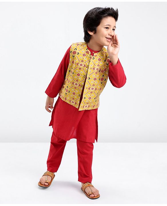 Babyhug 100% Cotton Woven Full Sleeves Solid Color Kurta Pyjama Set with Waistcoat Argyle Print - Red