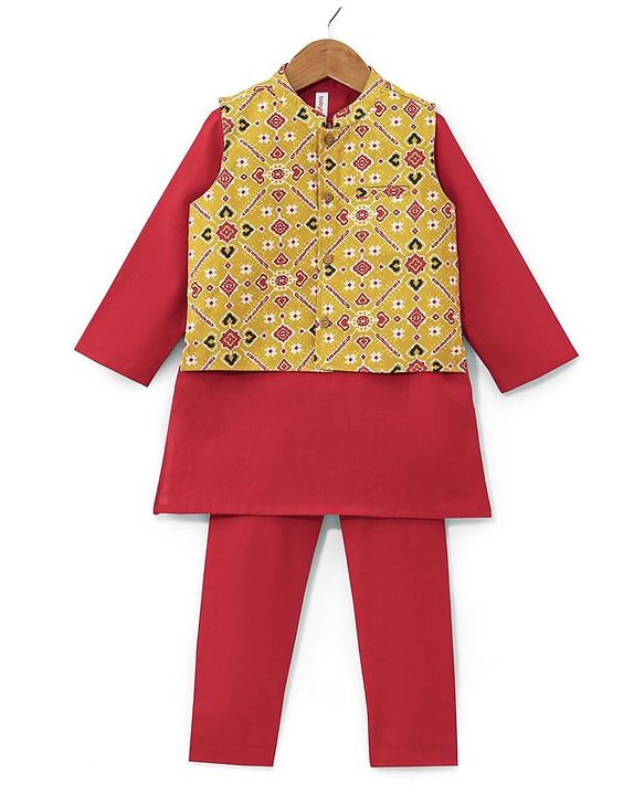 Babyhug 100% Cotton Woven Full Sleeves Solid Color Kurta Pyjama Set with Waistcoat Argyle Print - Red