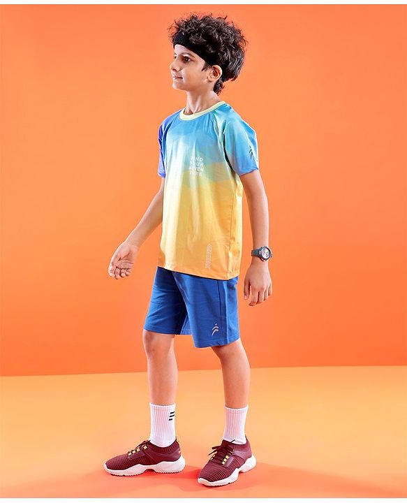 Pine Active Knitted Half Sleeves Stretchable T-Shirt Geometric Print - Multicolour