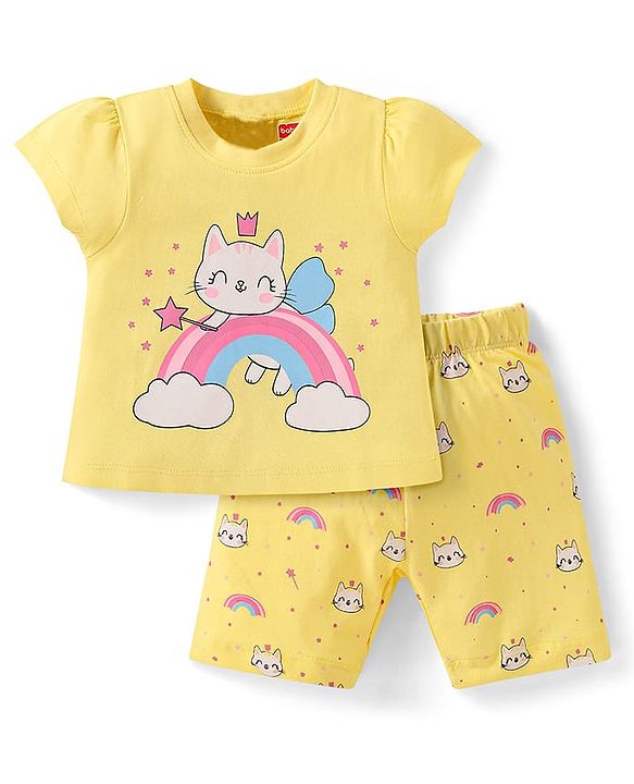 Babyhug Cotton Half Sleeves Capri Night Suit Kitty & Rainbow Print- Yellow
