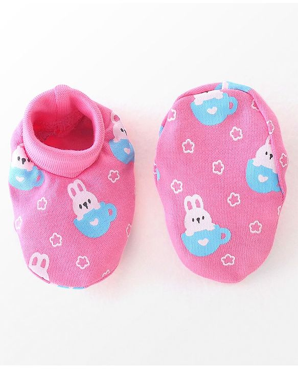 Babyhug 100% Cotton Cap Mittens & Booties Bunny Print Pink - Diameter 9 Cm