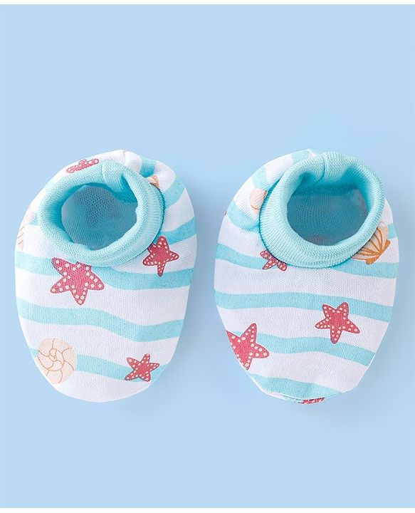 Babyhug 100% Cotton Cap Mittens And Booties Star & Shell Print  Blue - Diameter 9 Cm