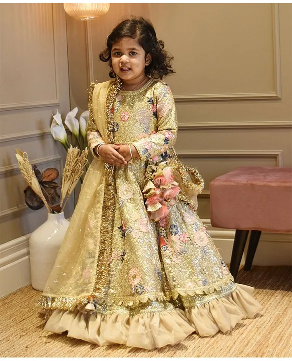 Child mehndi outlet dress