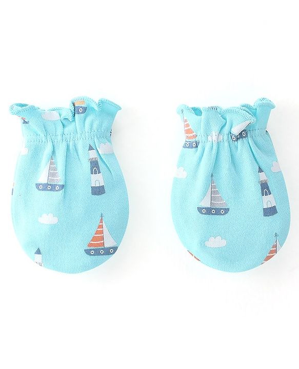 Babyhug 100% Cotton Cap Mittens & Booties Boat Print- Blue Cap Diameter- 10 Cm, Mittens Dim- 10 Cm, Booties Dim- 11 Cm, No of Pcs- 5, Size- 3-6M