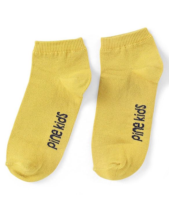 Pine Kids Ankle Length Socks Printed Pack Of 2 - Yellow & Blue