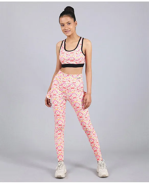 Dchica Daisy Floral Printed Full Coverage Racer Back Sports Bra & Ankle  Length Tights Peach & Black Online in India, Buy at Best Price from   - 13758254