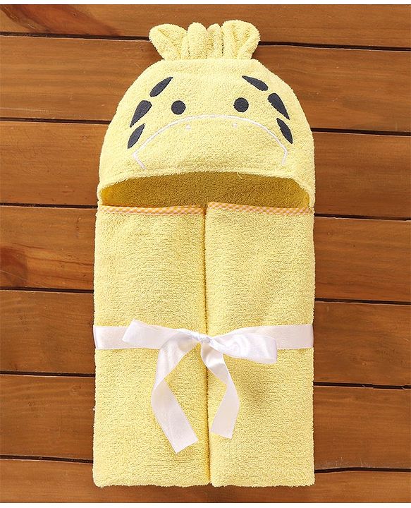 Babyhug Hooded Cotton Woven Towel with Giraffe Embroidery- Yellow