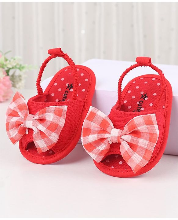 Cute Walk by Babyhug Slip On Booties Bow Applique  - Pink